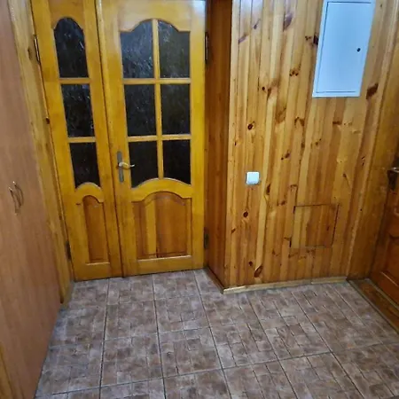 між центром і вокзалом Lviv